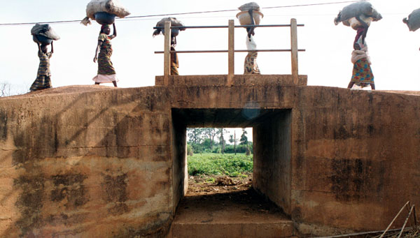 Bridge entering Kaboli